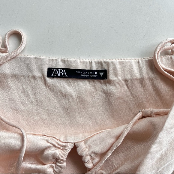 SOLD - Zara Blush Pink Satin Effect Crop Size Small - Picture 5 of 9